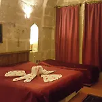 Kapadokya Ihlara Konaklari Antik Gelveri Konagi * غوزاليورت