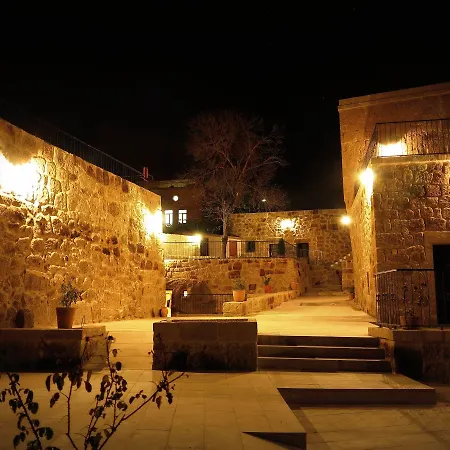 Kapadokya Ihlara Konaklari Antik Gelveri Konagi * Guzelyurt